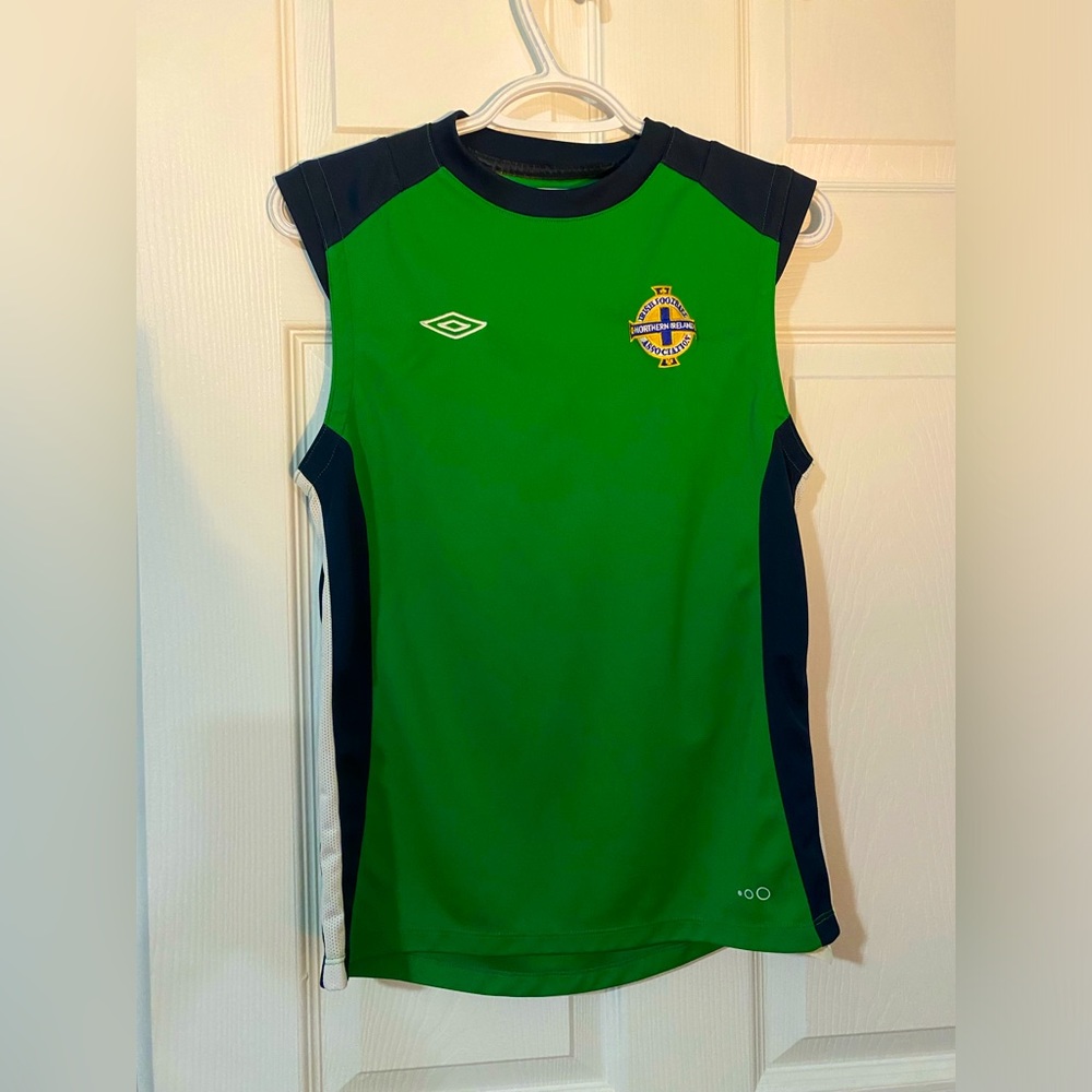 Youth XL Umbro Jersey. Irish Football Association-Northern Ireland.